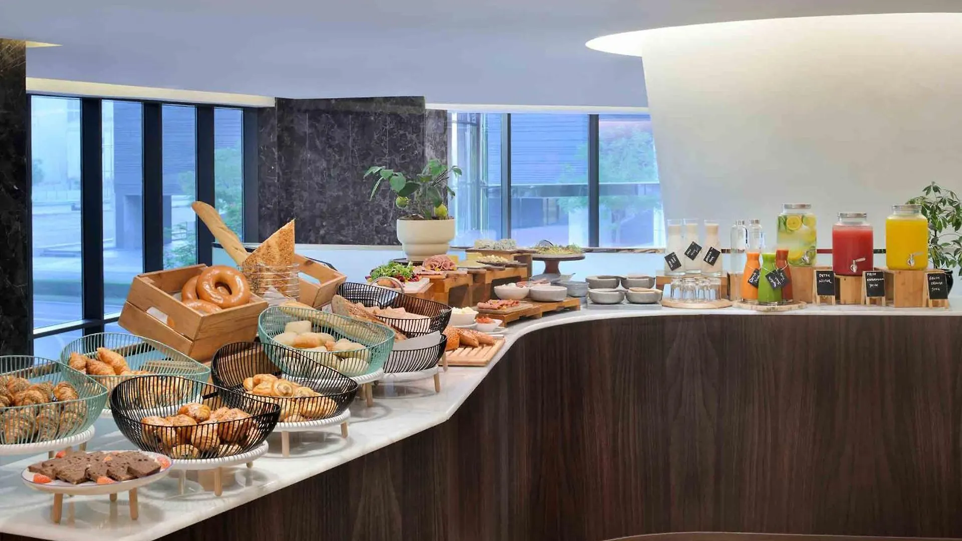 Moevenpick Hotel Apartments Downtown Dubai