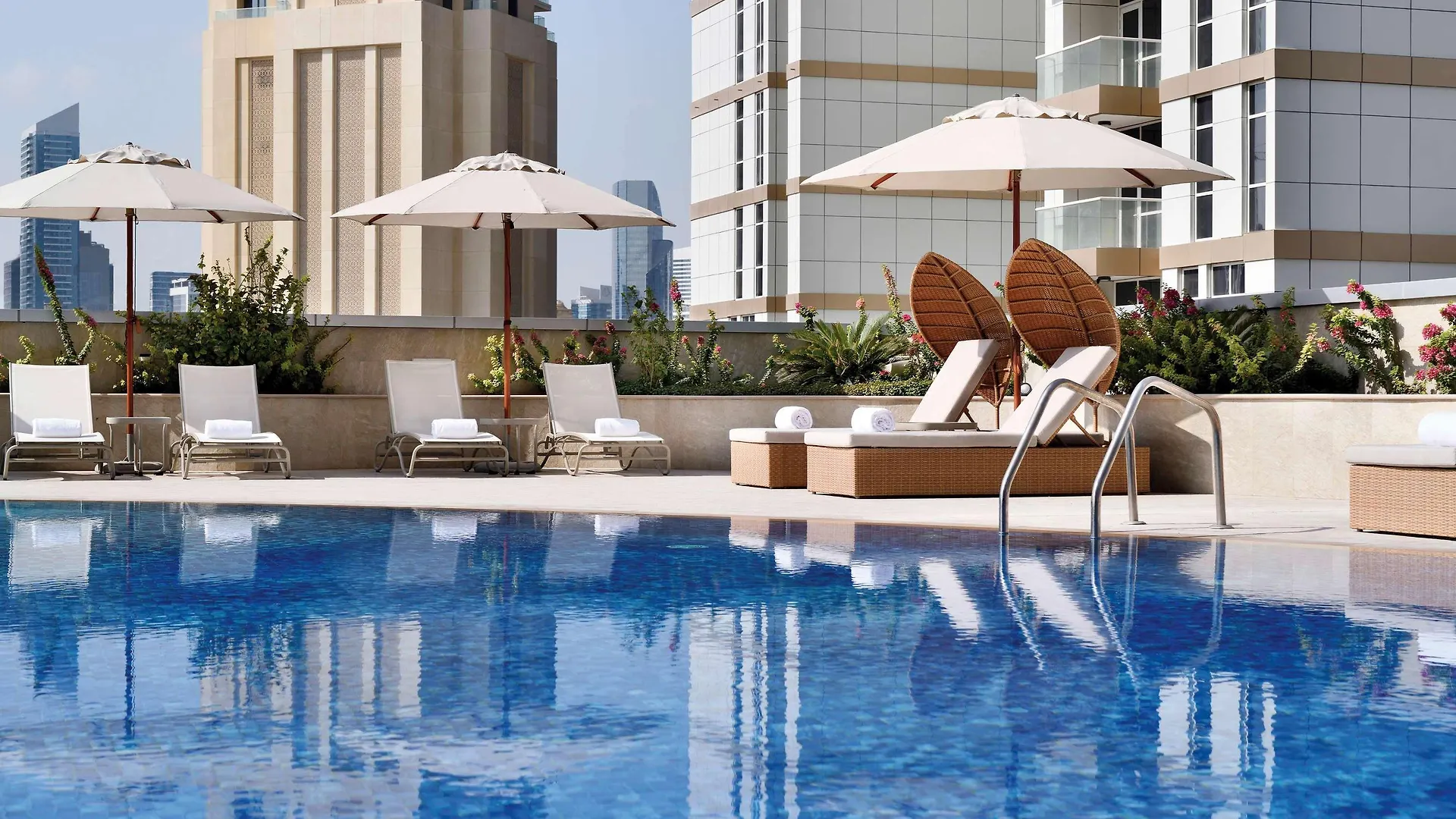 Mövenpick Hotel Apartments Downtown Dubai